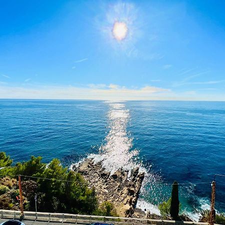 Suite Sunset 21 - Fronte Mare سانريمو المظهر الخارجي الصورة