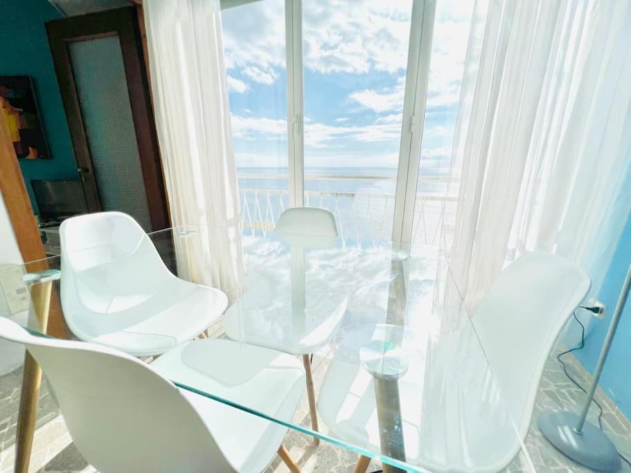 Suite Sunset 21 - Fronte Mare سانريمو المظهر الخارجي الصورة