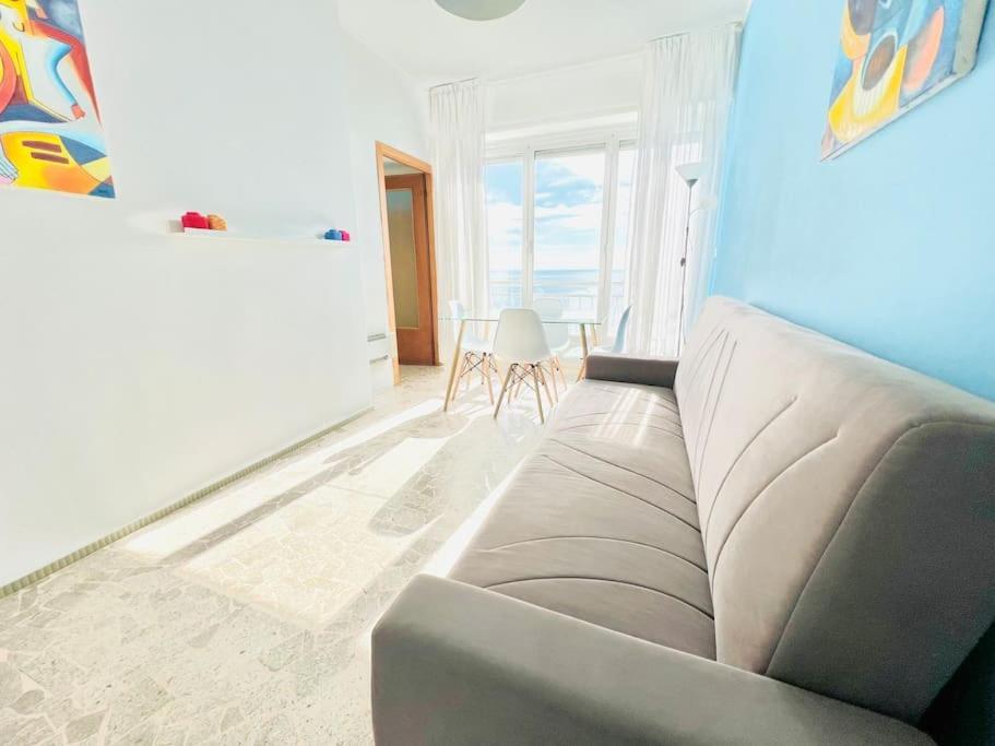 Suite Sunset 21 - Fronte Mare سانريمو المظهر الخارجي الصورة